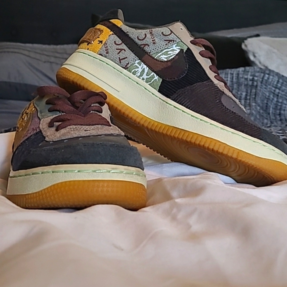 Travis Scott x NIKE Air Force 1 Low Multi-Color/ Muted Bronze-Fossil Cactus Jack